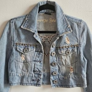 SQUEEZE JEANS DISTRESSED CROPPED EMBROIDERED JEAN JACKETS SIZE SMALL